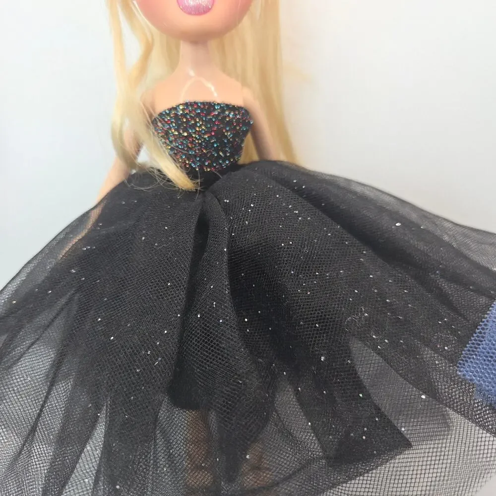 Vintage 2003 Bratz Formal Funk Cloe Doll with Most Original Clothing + More